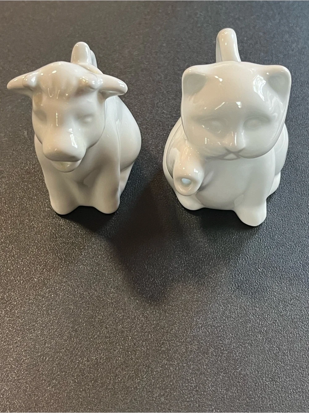N/A pair white